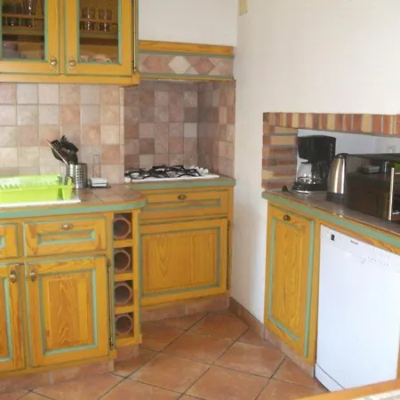 Maison Jonzac, 3 Pieces, 4 Personnes - Fr-1-246d-23 Semesterbostad Jonzac